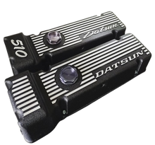 Load image into Gallery viewer, Datsun L Series 4 Cylinder Cam Cover