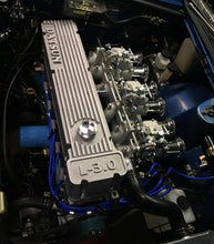 Cargar imagen en el visor de la galería, Datsun L Series 6 Cylinder Cam Cover